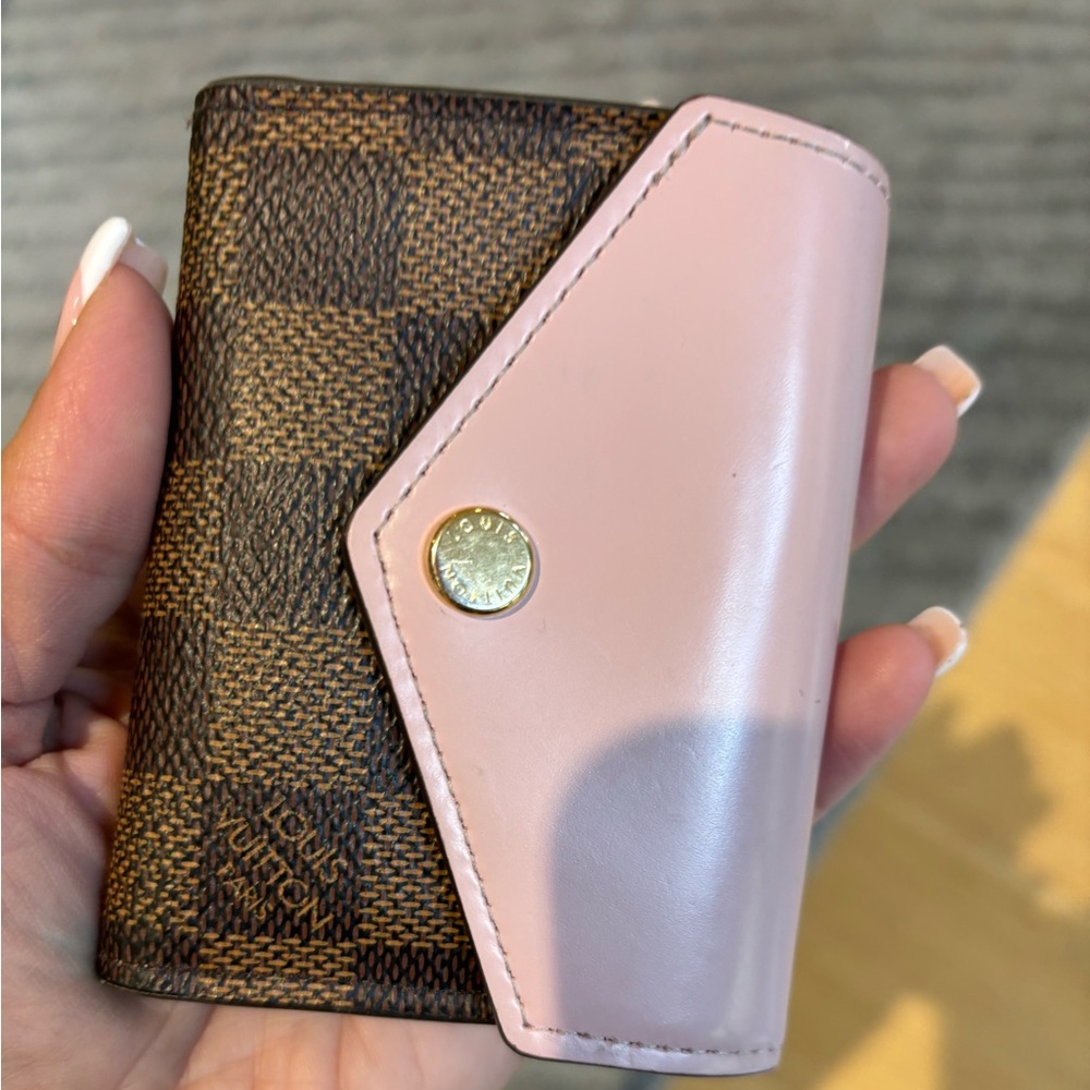 Lv coin wallet/purse Louis Vuitton  Zoe Wallet